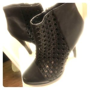 UGG Black Heeled Boots with Woven Design
